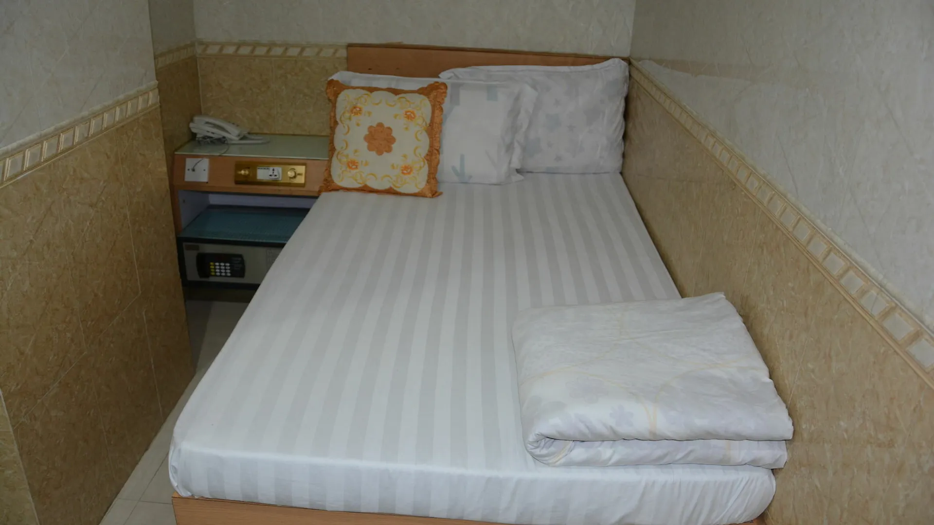 Everest Guest House Kowloon  China
