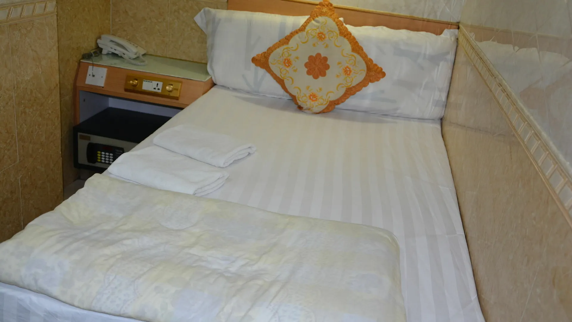Everest Guest House Kowloon  0*, Kowloon (Hong Kong) China